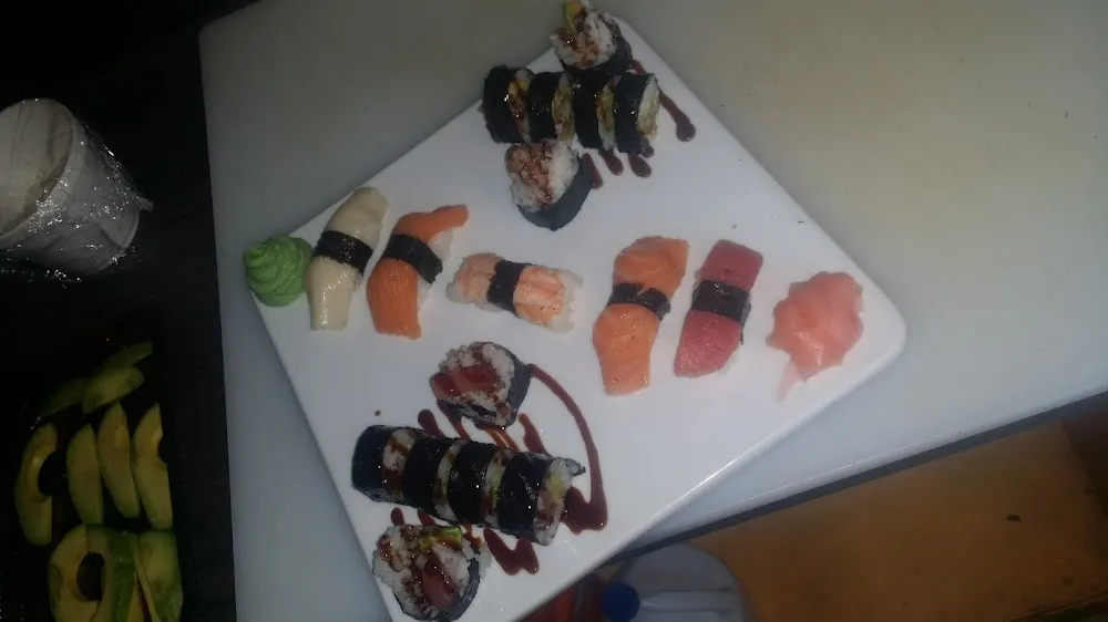 Maki Sushi Combo
